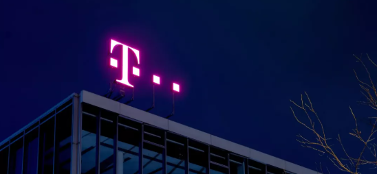 T-Mobile���⵽SIM���������������������û���Ϣ�ٴ�й¶.png